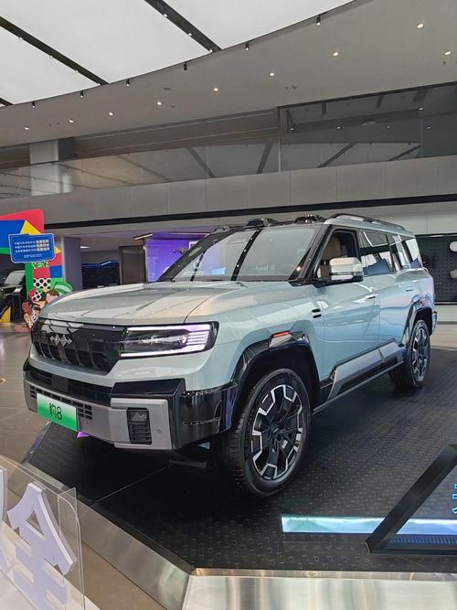 成都武侯区立胜跃企业管理咨询比亚迪方程豹硬派越野的爆款，英菲尼迪35周年与你共成长